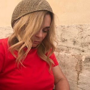 Meet your Posher, Santos